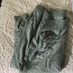 Gap joggers good used condition